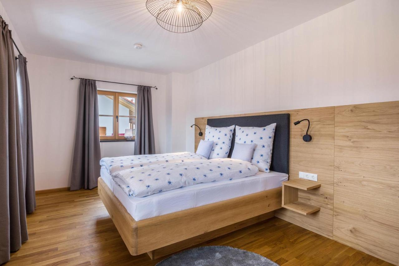 Schloeglhof Villa Gilching Exteriör bild